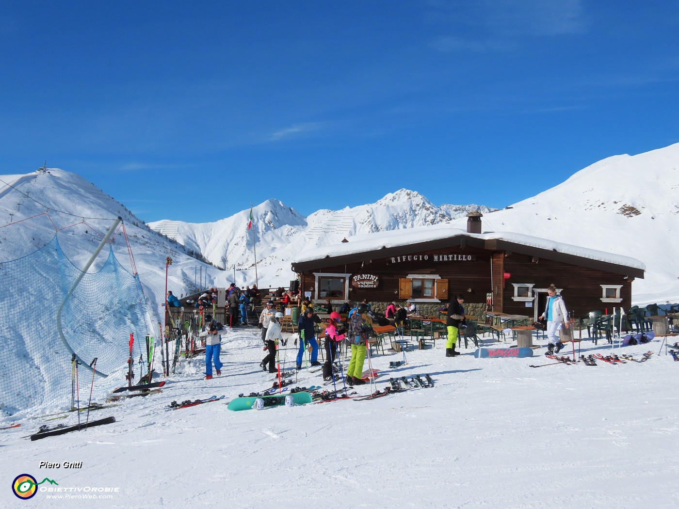 25 Al bel Rifugio Mirtillo (1979 m).JPG